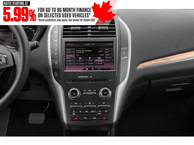 2017 Lincoln MKC AWD 4dr Reserve Interior Shot 2