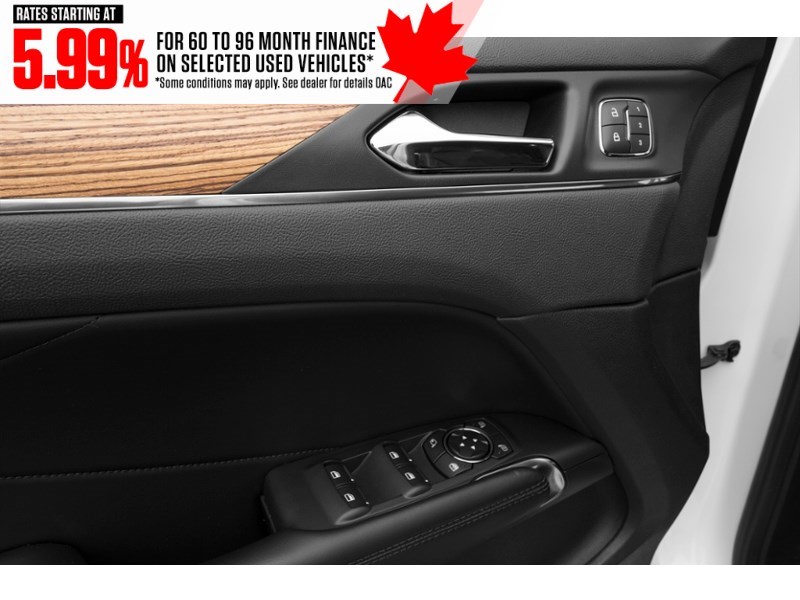 2017 Lincoln MKC AWD 4dr Reserve Exterior Shot 14
