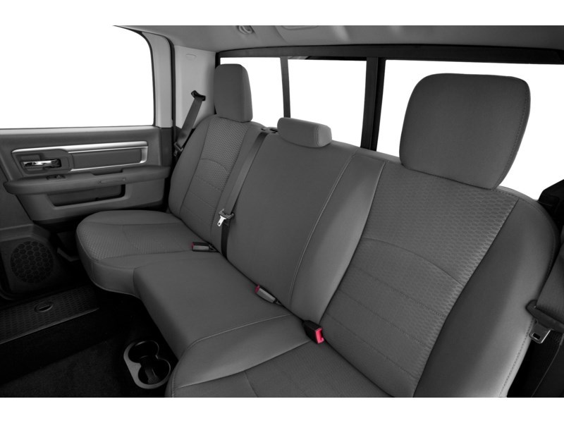 2016 RAM 1500 4WD Crew Cab 140.5" SLT Interior Shot 5