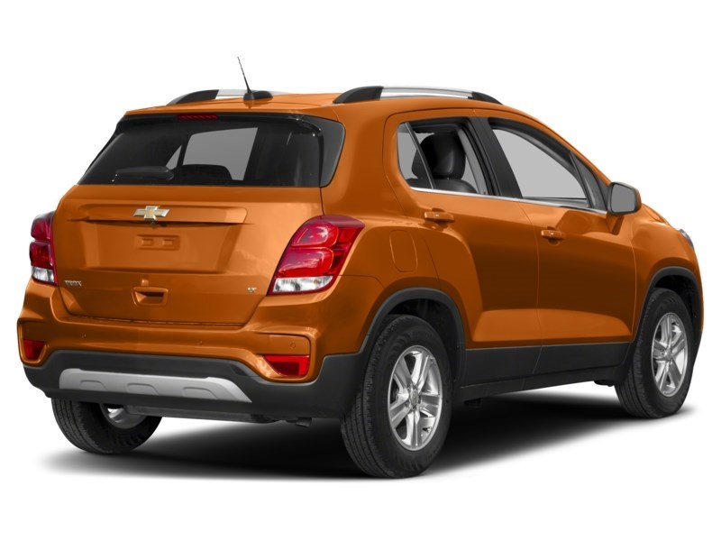 2018 Chevrolet Trax AWD 4dr LT Exterior Shot 2