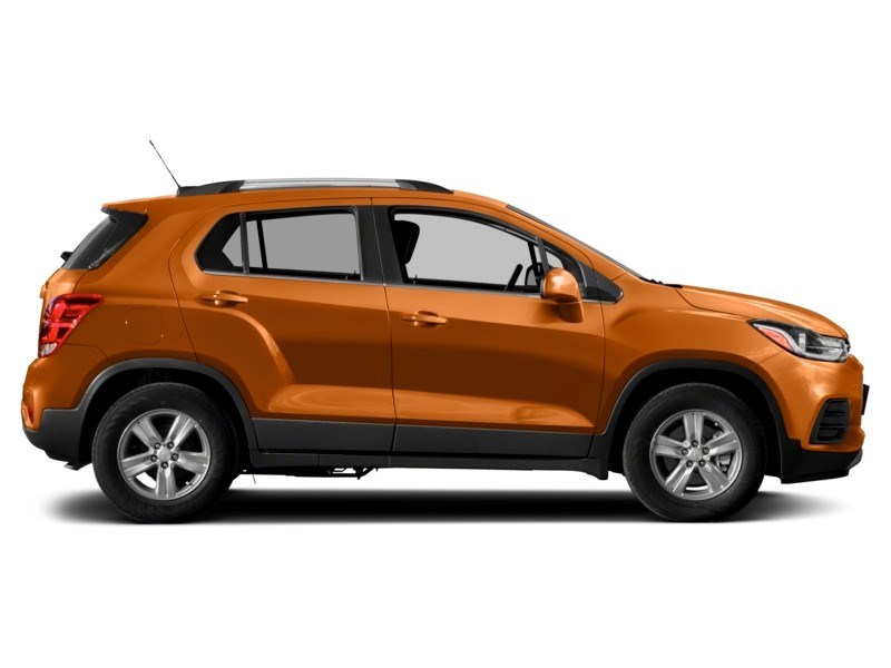 2018 Chevrolet Trax AWD 4dr LT Exterior Shot 11