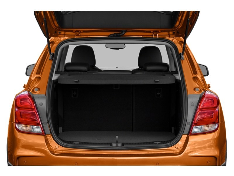 2019 Chevrolet Trax AWD 4dr LT Exterior Shot 4