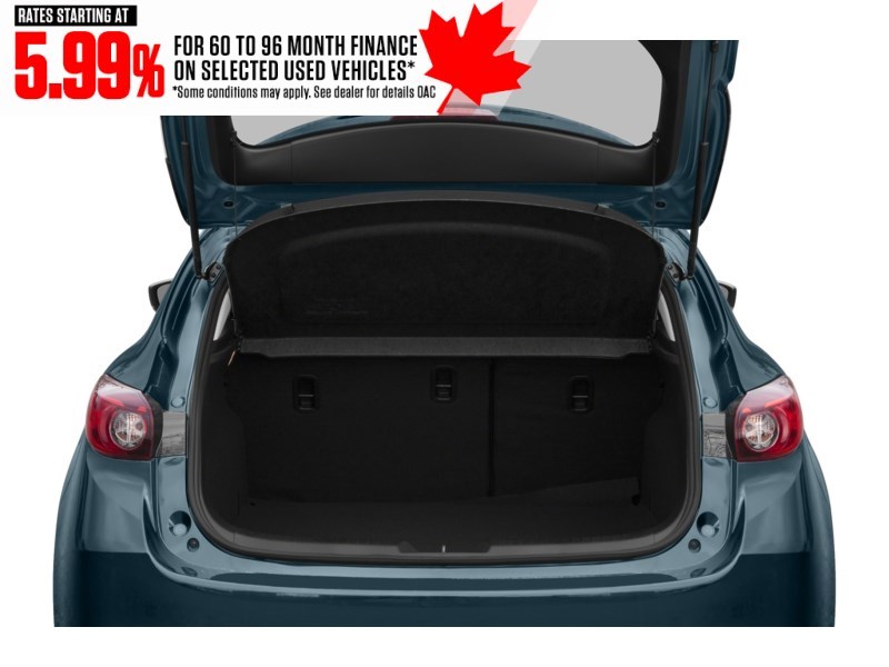 2018 Mazda Mazda3 Sport GS Auto Exterior Shot 4