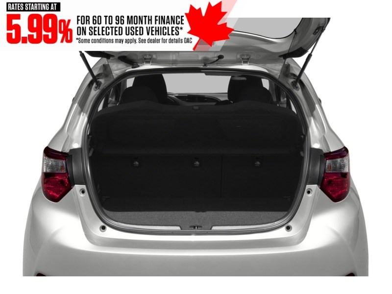 2018 Toyota Yaris 5dr LE Auto Exterior Shot 4