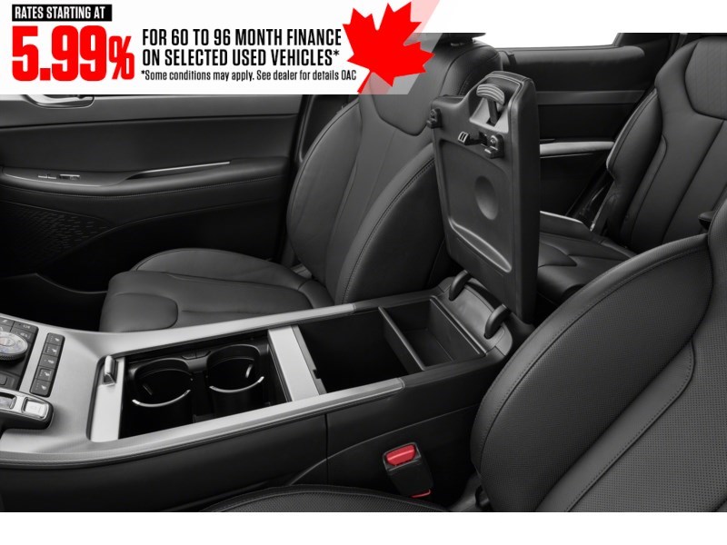 2022 Hyundai Palisade Luxury 8-Passenger AWD Interior Shot 7