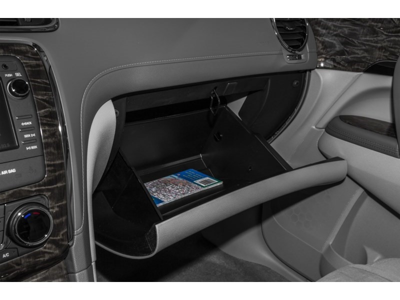 2017 Buick Enclave PREMIUM AWD V6 Interior Shot 4