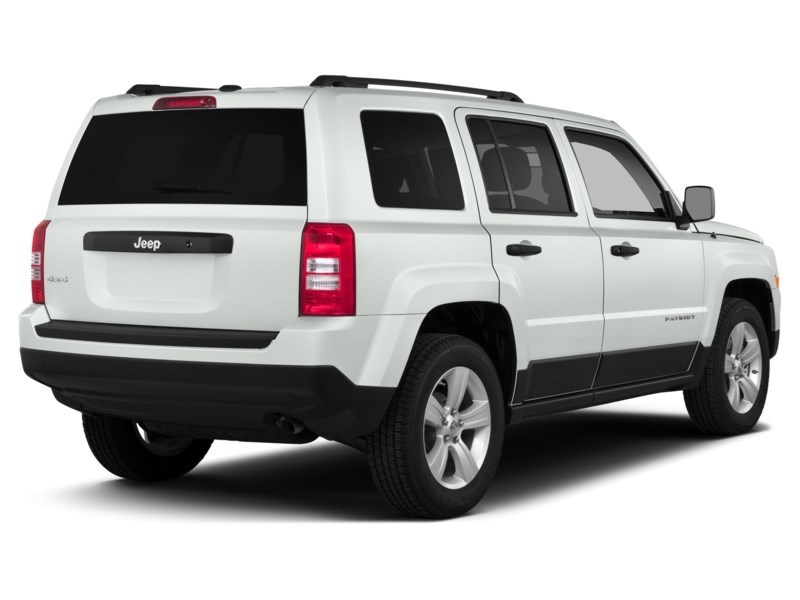 2015 Jeep Patriot FWD 4dr Sport Exterior Shot 2