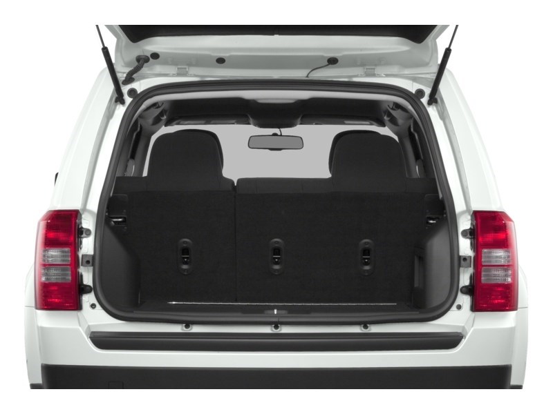 2015 Jeep Patriot FWD 4dr Sport Exterior Shot 4