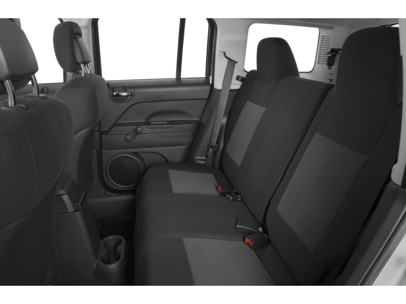 2015 Jeep Patriot FWD 4dr Sport Interior Shot 6