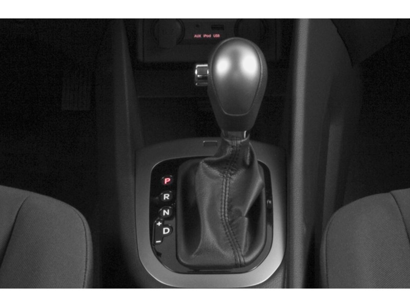2013 Kia Rio 5dr HB Man EX Exterior Shot 9