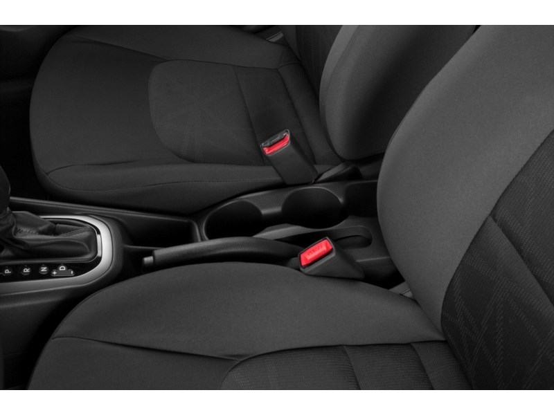 2013 Kia Rio 5dr HB Man EX Interior Shot 8