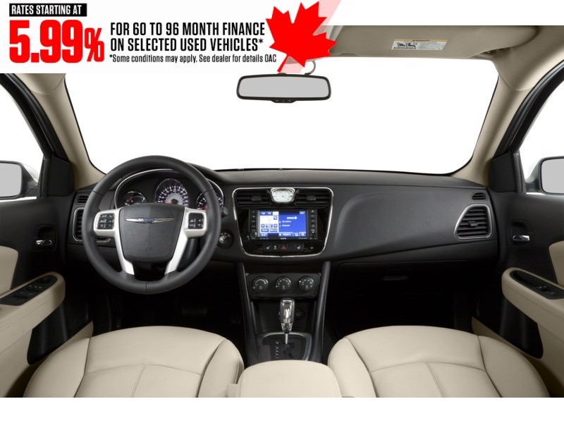 2014 Chrysler 200 4dr Sdn LX Interior Shot 7
