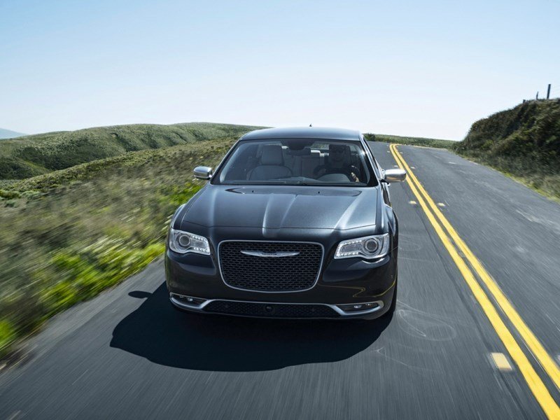 2018 Chrysler 300 Touring OEM Shot 1