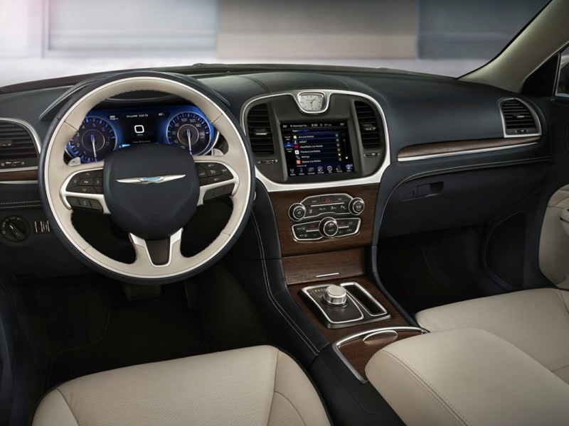 2015 Chrysler 300C Base OEM Shot 7