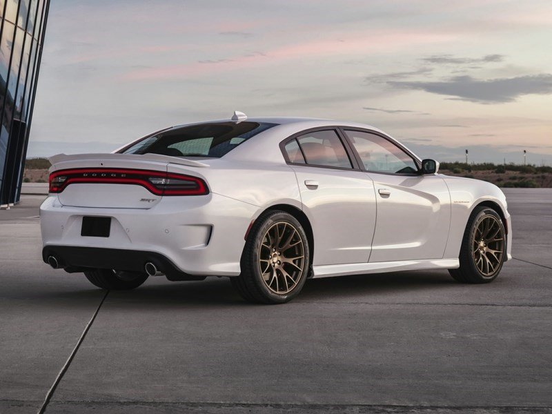 2018 Dodge Charger SXT OEM Shot 5