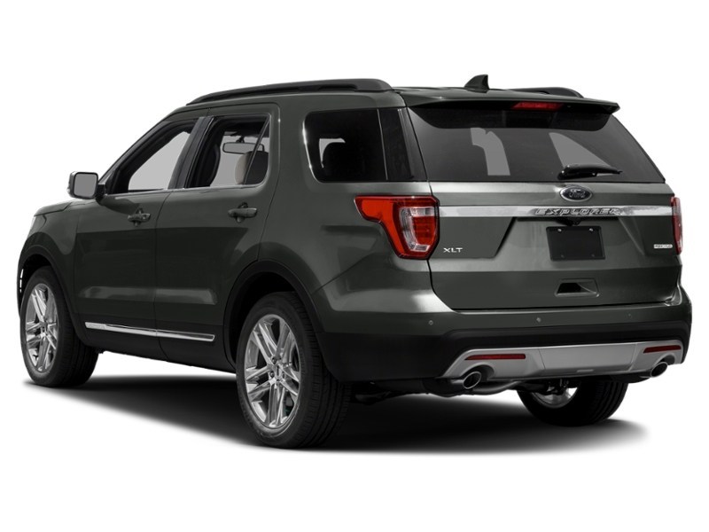 2017 Ford Explorer 4WD 4dr XLT Exterior Shot 10