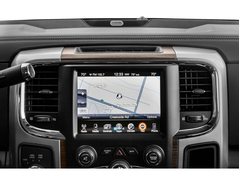 2018 RAM 2500 Laramie 4x4 Mega Cab 6'4" Box Interior Shot 8