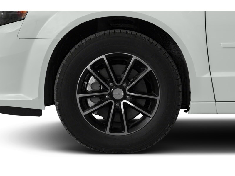 2019 Dodge Grand Caravan GT Exterior Shot 5