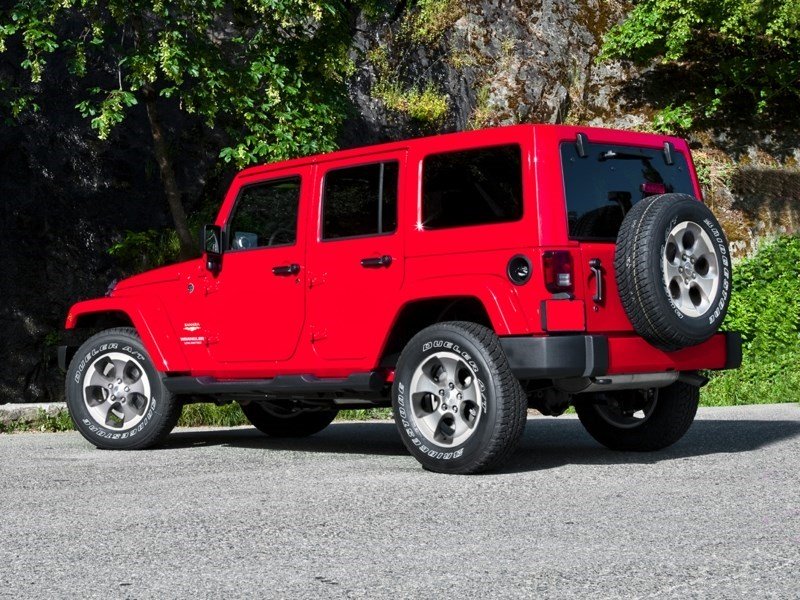 2018 Jeep Wrangler JK Unlimited Sport OEM Shot 3