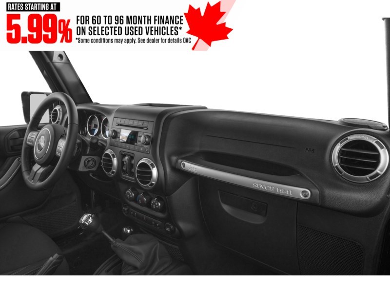 2017 Jeep Wrangler Unlimited 4WD 4dr Sahara Interior Shot 1