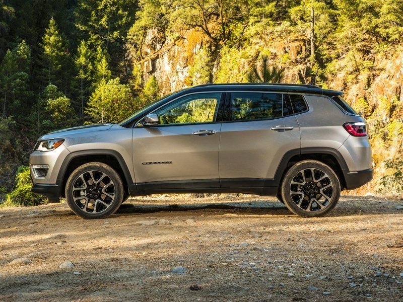 2019 Jeep Compass Sport OEM Shot 2