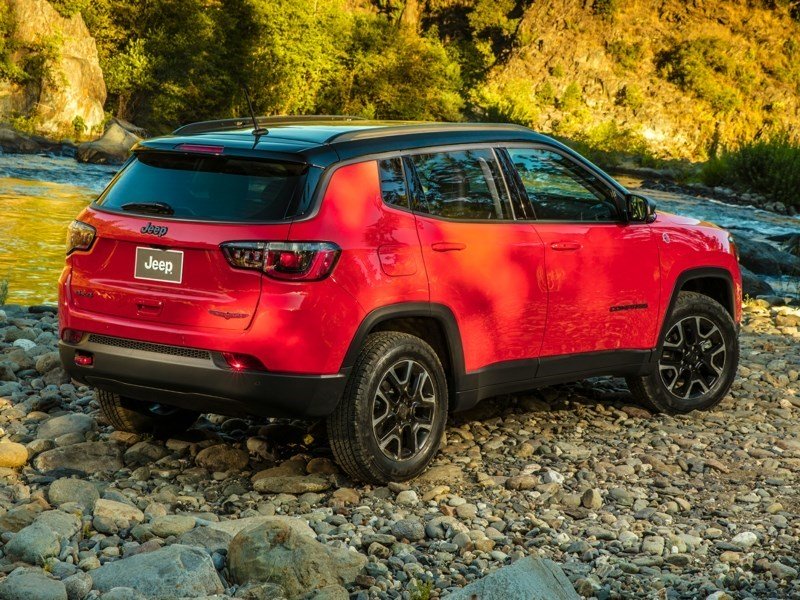 2018 Jeep Compass Sport OEM Shot 3