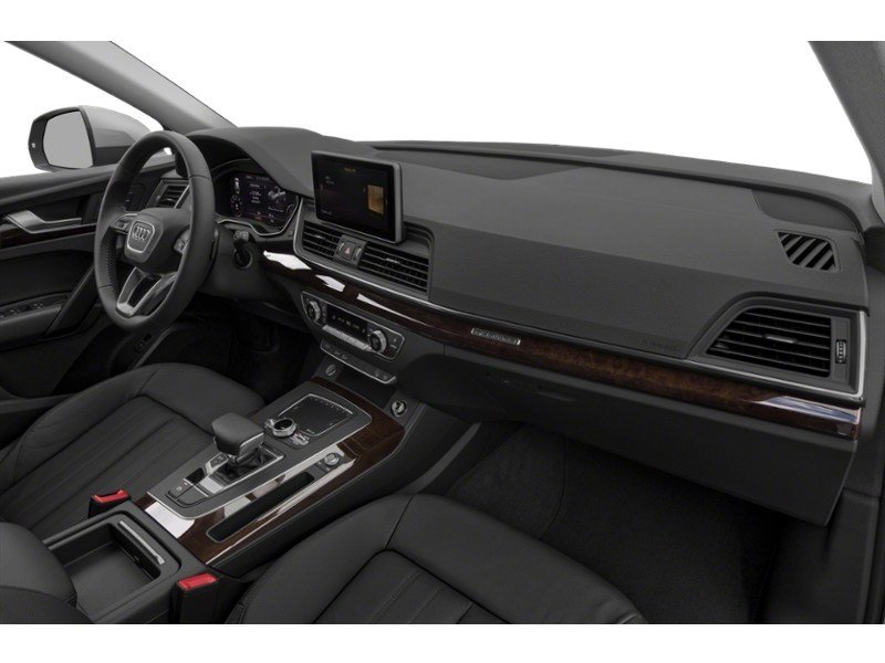 2019 Audi Q5 Komfort 45 TFSI quattro Interior Shot 1