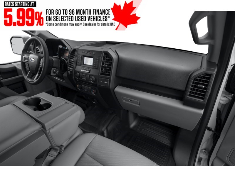 2018 Ford F-150 XL 4WD SuperCrew 5.5' Box Interior Shot 1