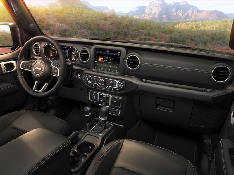 2019 Jeep Wrangler Unlimited Sport OEM Shot 4