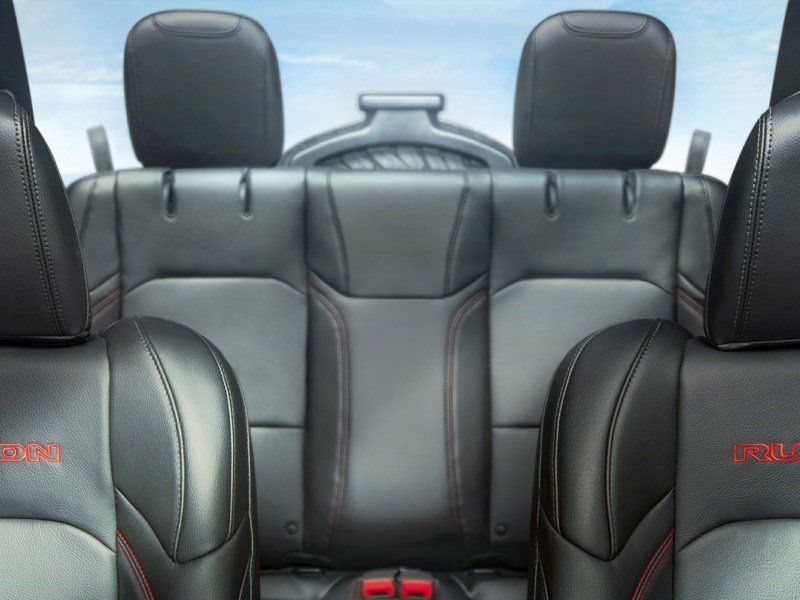 2019 Jeep Wrangler Unlimited Sport OEM Shot 6