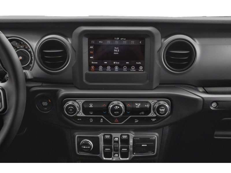 2021 Jeep Wrangler Unlimited Unlimited Willys 4x4 Interior Shot 2