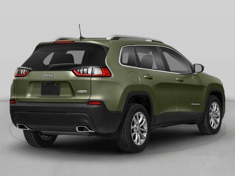 2022 Jeep Cherokee Trailhawk OEM Shot 3