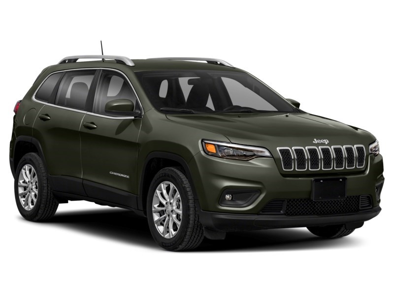 2022 Jeep Cherokee Altitude 4x4 Exterior Shot 9