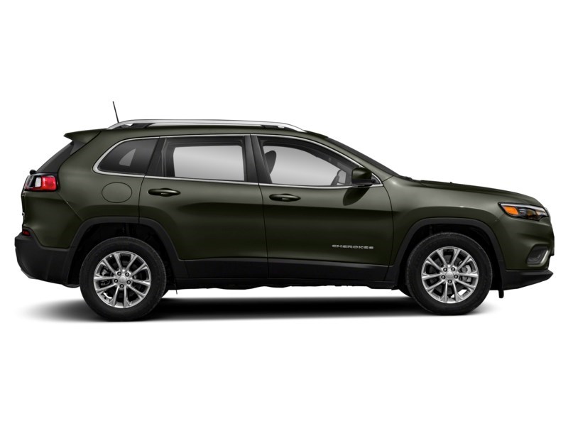 2022 Jeep Cherokee Altitude 4x4 Exterior Shot 11