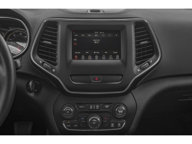 2019 Jeep Cherokee North 4x4 Interior Shot 2