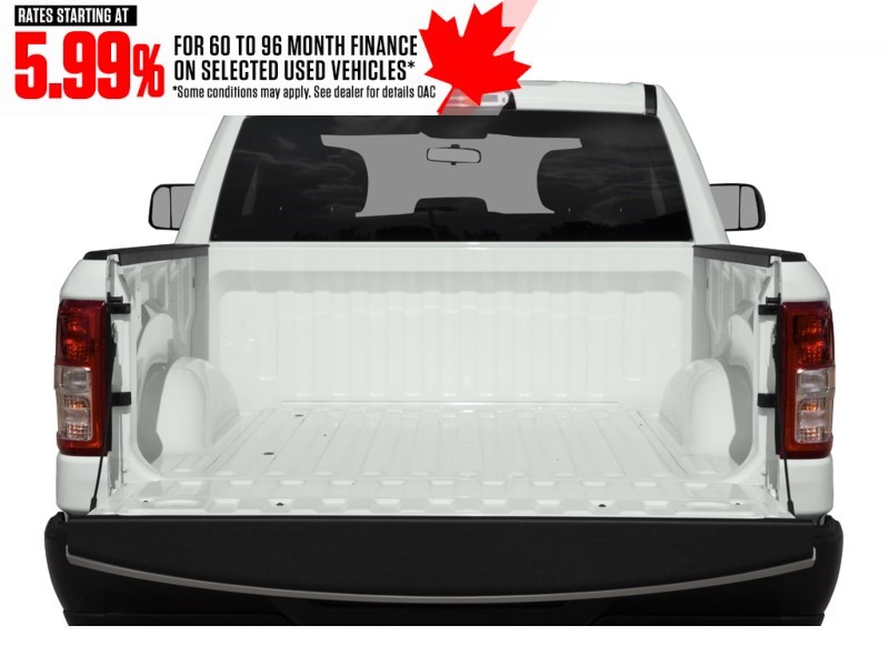 2019 RAM 1500 Tradesman 4x4 Crew Cab 6'4" Box Exterior Shot 4