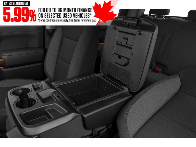 2021 GMC Sierra 1500 4WD Crew Cab 147" SLE Interior Shot 12