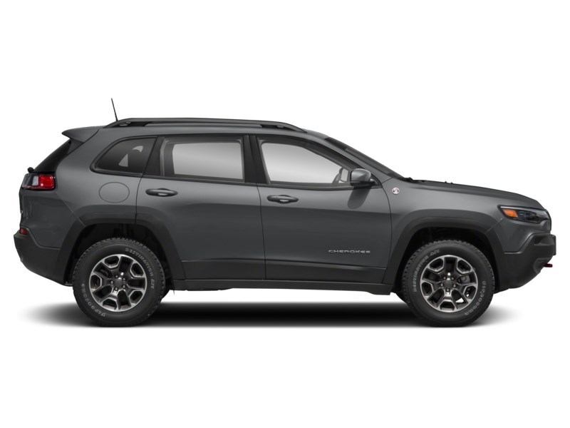 2022 Jeep Cherokee Trailhawk 4x4 Exterior Shot 10