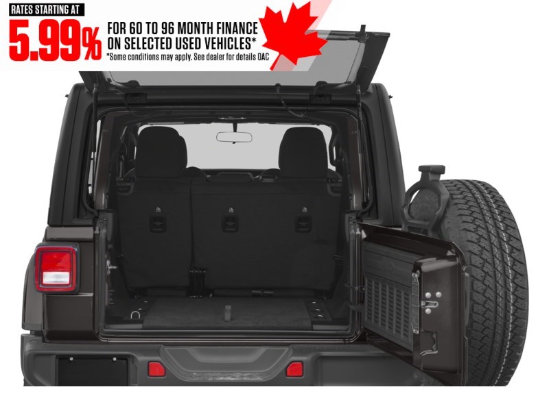 2019 Jeep Wrangler Unlimited Sahara 4x4 Exterior Shot 4