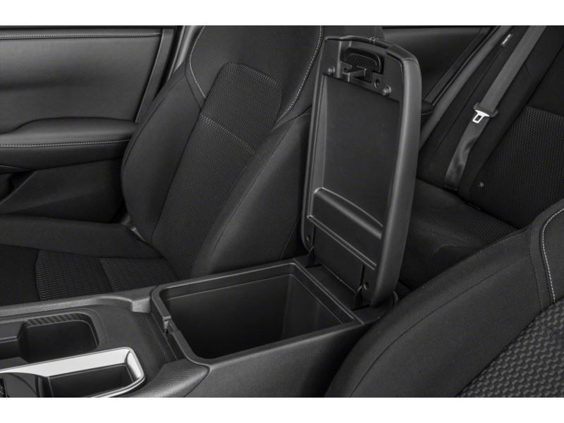 2021 Nissan Sentra SV CVT Interior Shot 7
