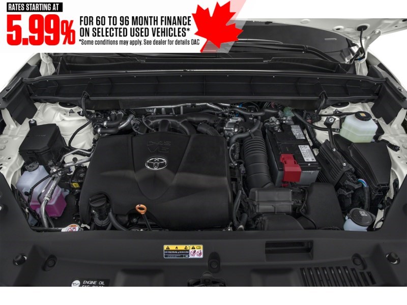 2021 Toyota Highlander XLE AWD Exterior Shot 3