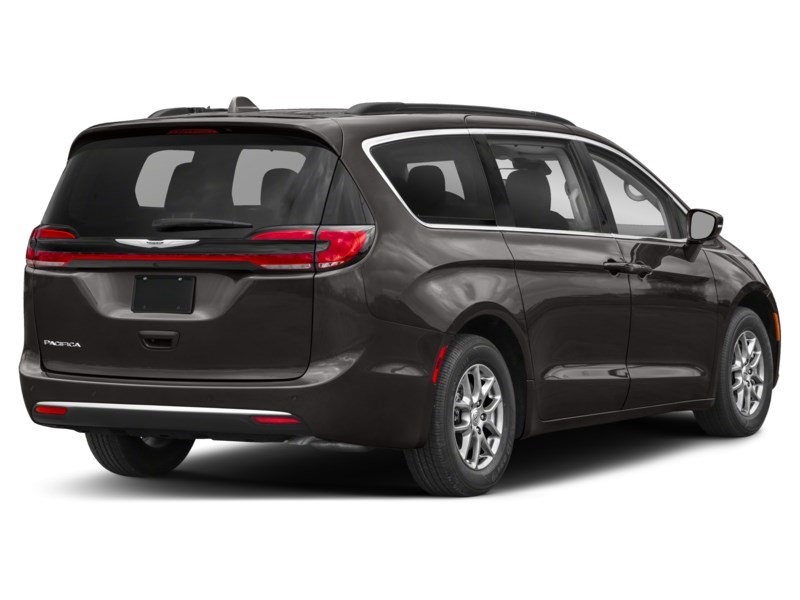 2022 Chrysler Pacifica Limited Exterior Shot 2