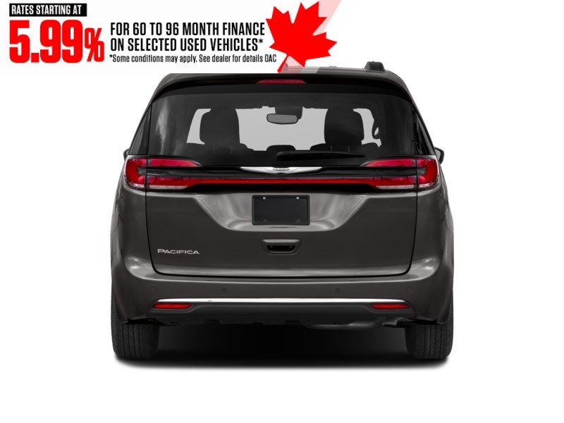 2022 Chrysler Pacifica Touring L AWD Exterior Shot 7