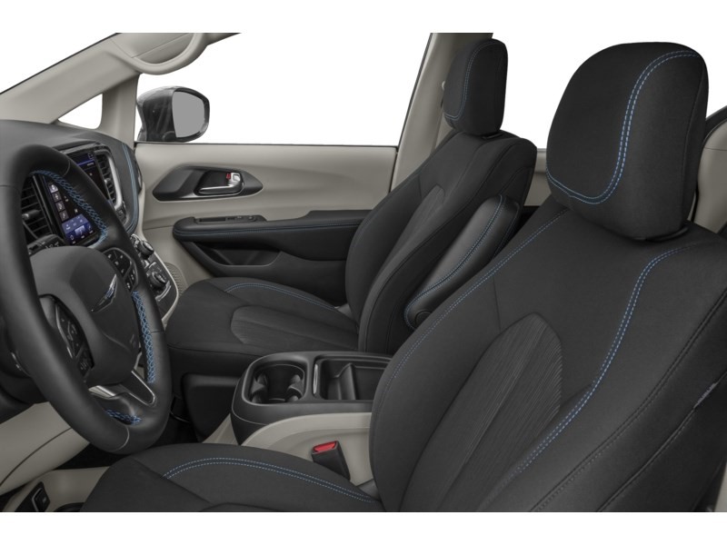 2022 Chrysler Pacifica Limited Interior Shot 4
