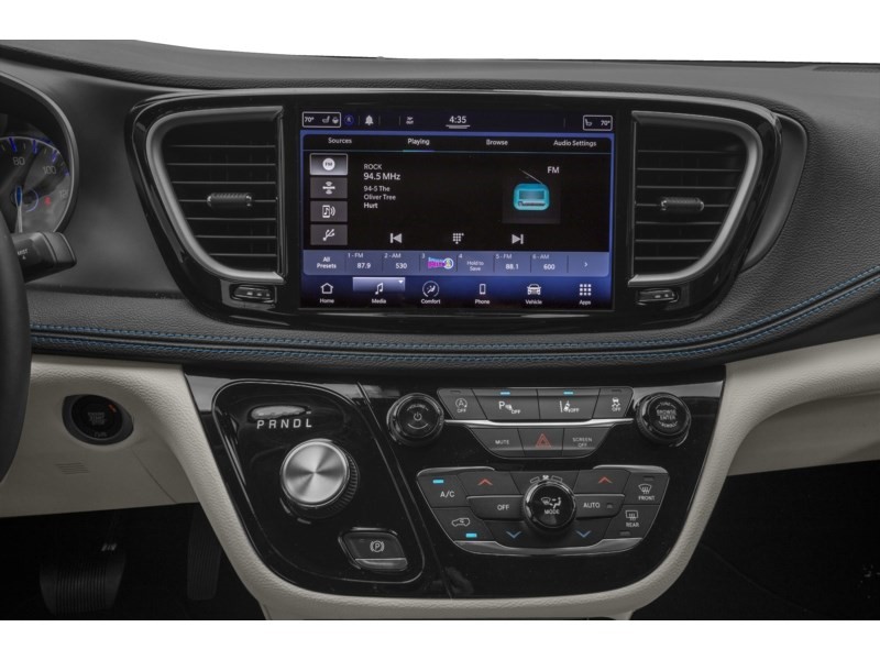 2022 Chrysler Pacifica Limited Interior Shot 2