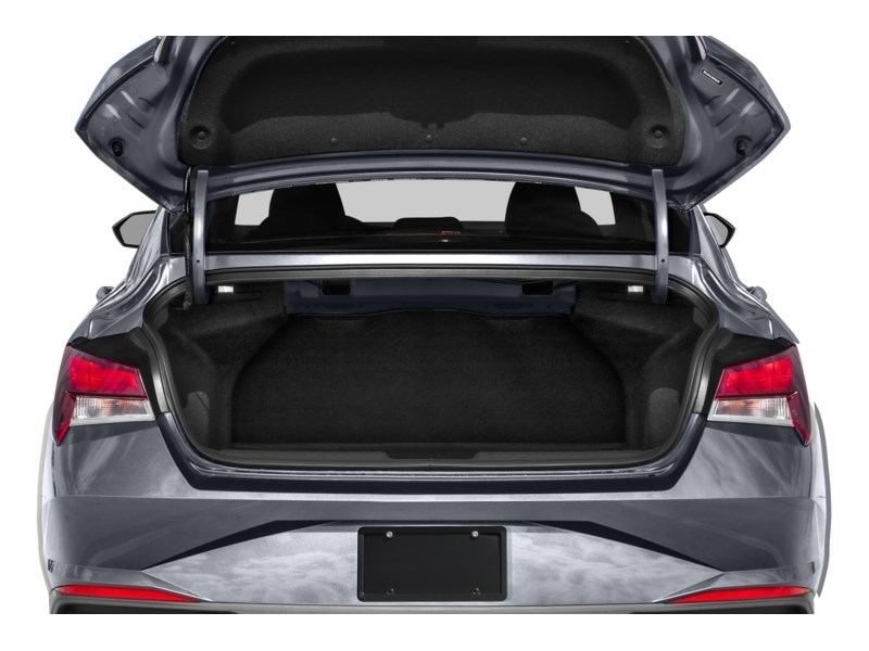 2021 Hyundai Elantra Preferred IVT Exterior Shot 4
