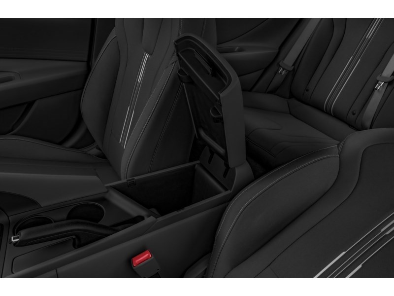 2021 Hyundai Elantra Preferred IVT Interior Shot 7