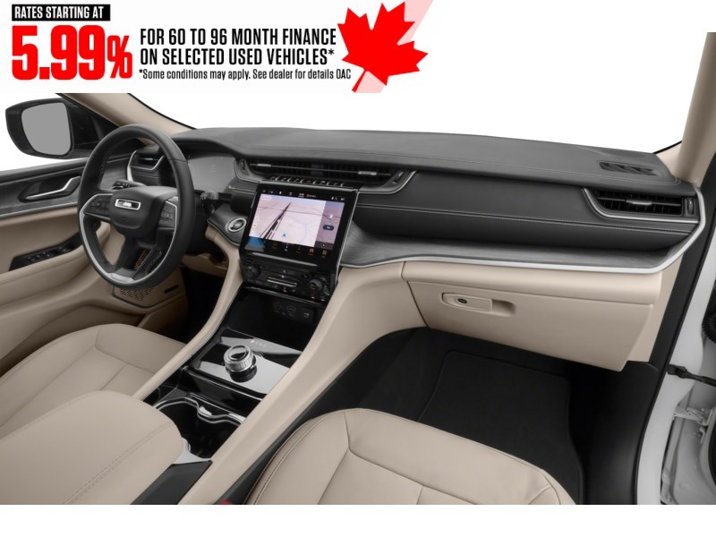 2021 Jeep Grand Cherokee L Limited 4x4 Interior Shot 1