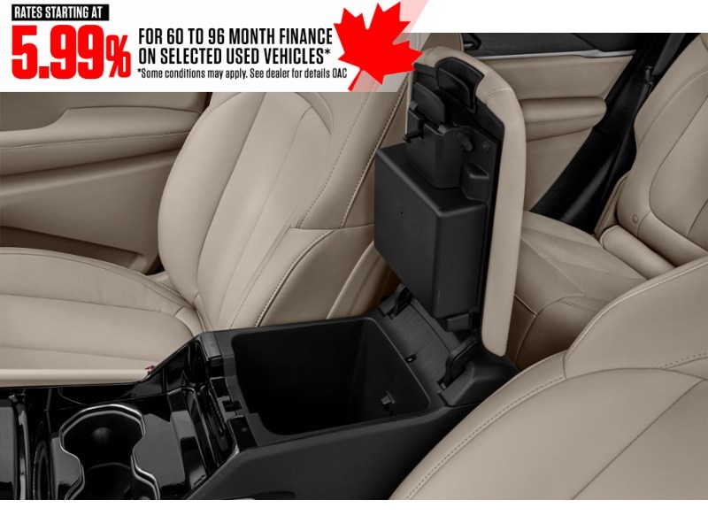 2024 Jeep Grand Cherokee Limited 4x4 Interior Shot 7