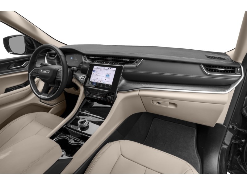 2023 Jeep Grand Cherokee Limited Interior Shot 1